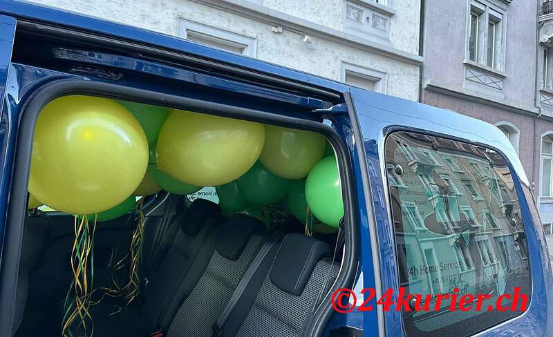 Ballon Express Kurier für Brasil Fussballparty Zürich geliefert durch 24Kurier